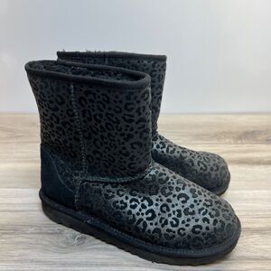 Ugg Australia girl‎ kids classic II leopard black suede boots 6 EU 38